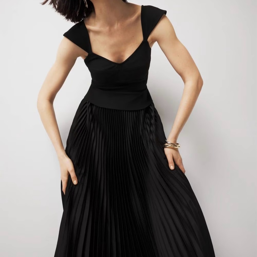 Elegant Black Dress from Black House White Market